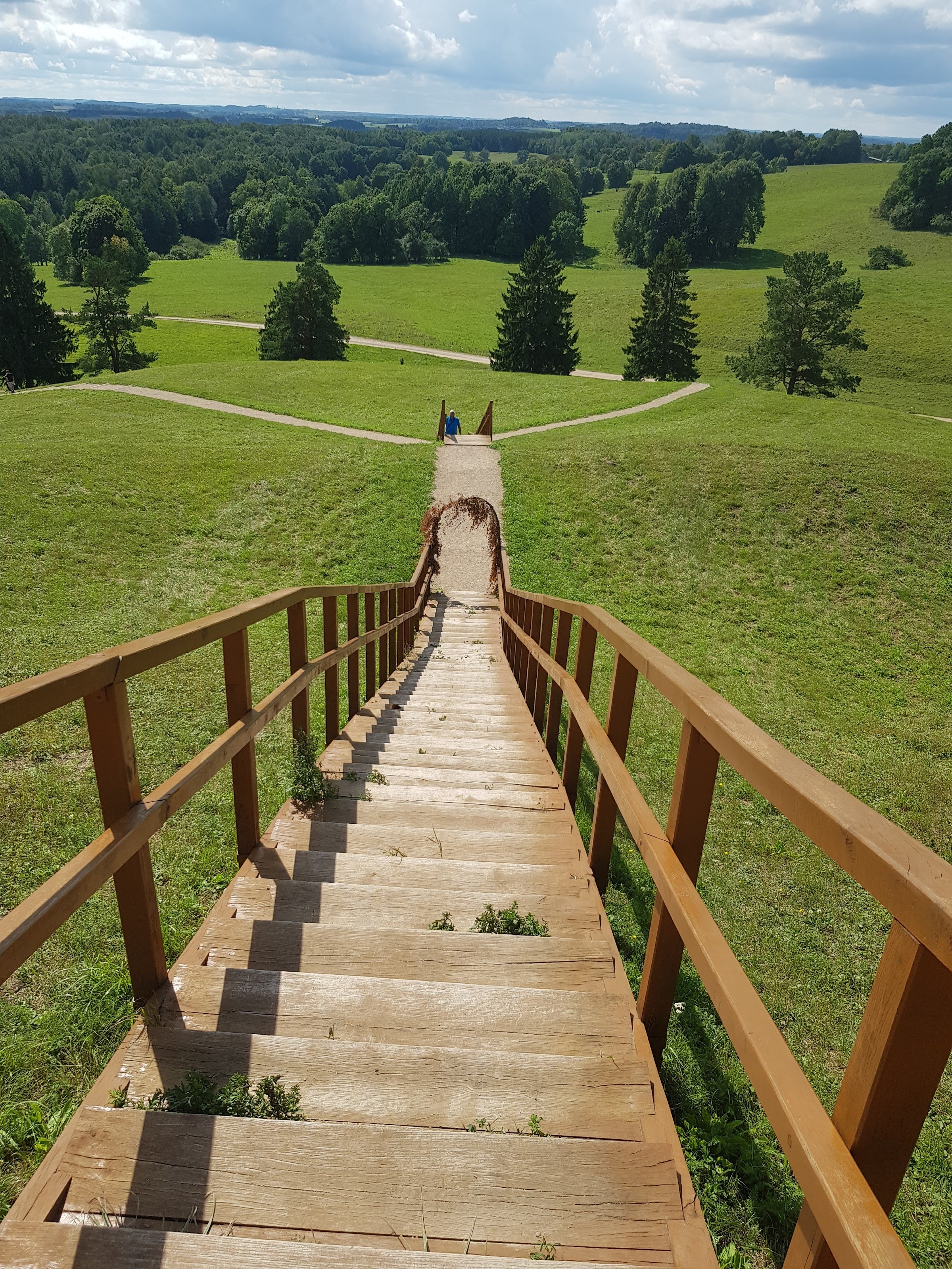 Šatrija Hill (Šatrijos piliakalnis / Šatrijos kalnas)
